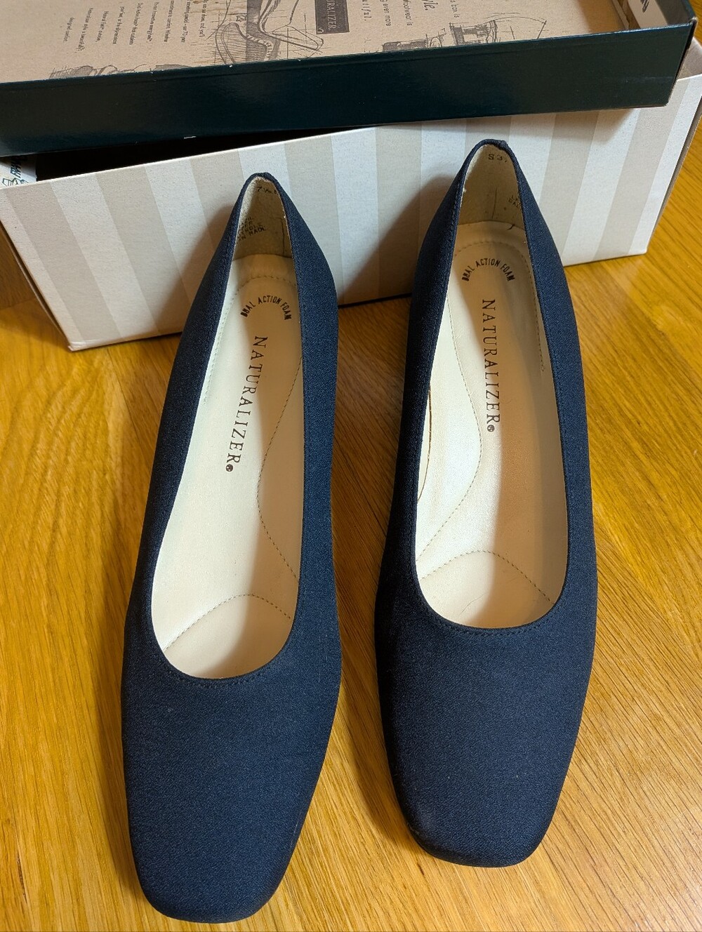Vintage Naturalizer Clayton1 Indigo Pumps - Picture 5 of 10